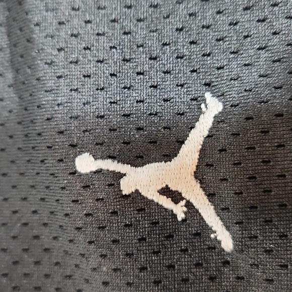 Jordan #23 Jersey - Picture 10 of 16